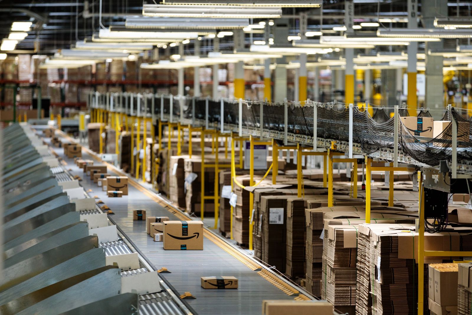 Gần 7,2 triệu sản phẩm của các doanh nghiệp vừa và nhỏ Việt Nam được bán cho các khách hàng Amazon trên khắp thế giới