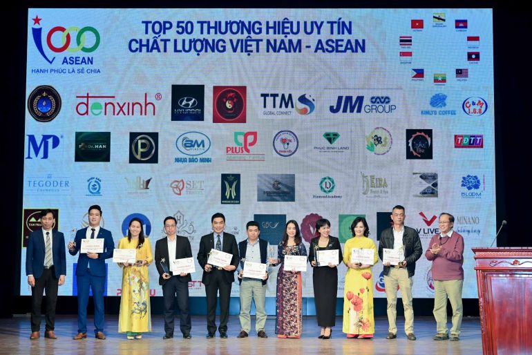 Vinh danh Top 50 thương hiệu uy tín chất lượng Việt Nam – ASEAN 2021