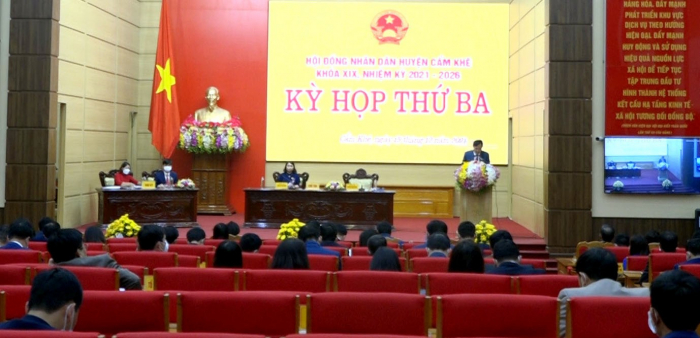 Quang cảnh kỳ họp thứ ba HĐND năm 2021 huyện Cẩm Khê