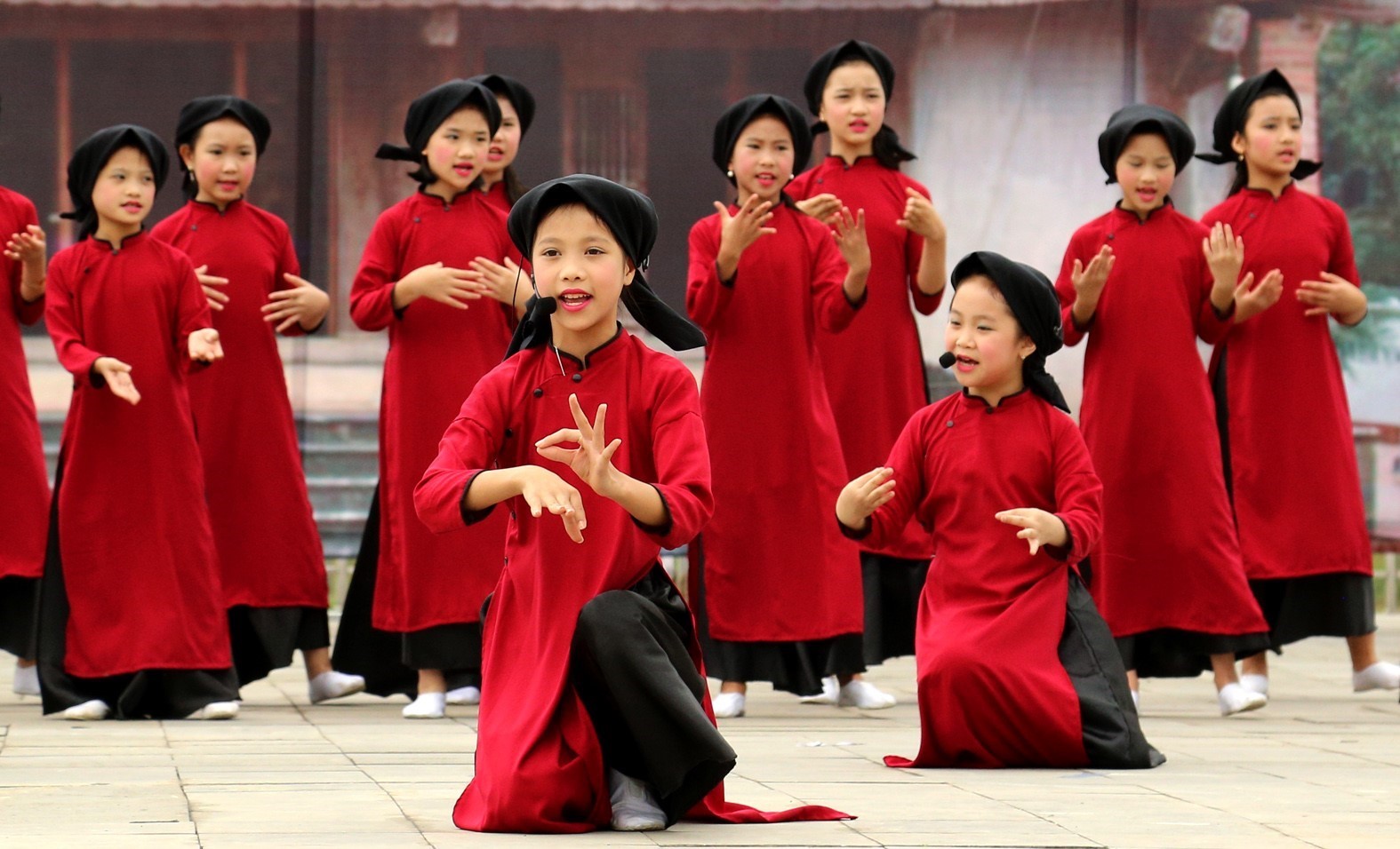 Trình diễn Hát Xoan ba thế hệ và liên hoan hát Xoan thanh thiếu nhi thành phố Việt Trì (Phú Thọ) lần thứ VI năm 2019