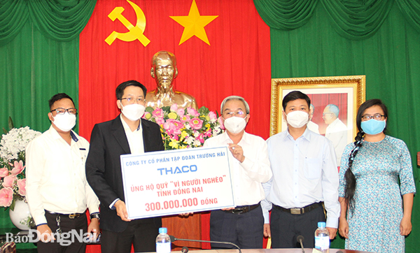 Thaco chi nhánh Đồng Nai tặng 300 triệu quà tết cho người nghèo