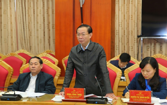 Chủ nhiệm Ủy ban Kiểm tra Tỉnh ủy Phú Thọ thảo luận tại hội nghị