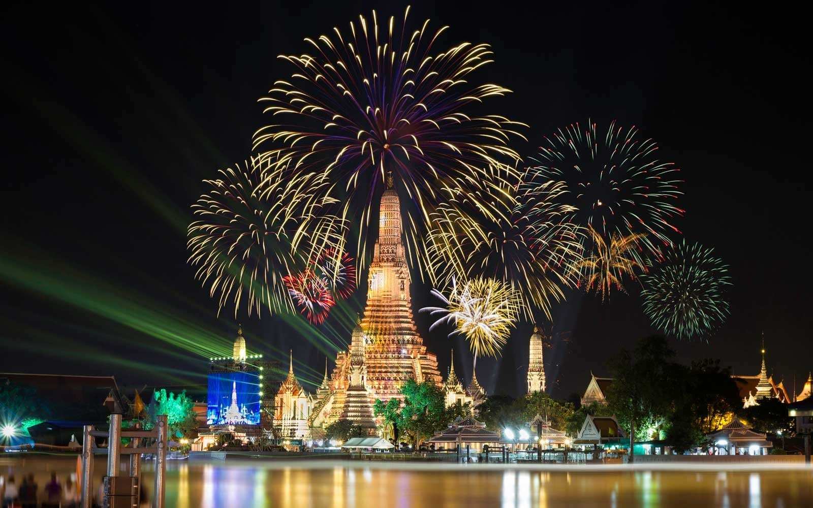 Thái Lan vẫn mừng năm mới giữa 
