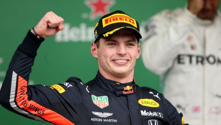 Max Verstappen vẫn được ghi nhận là tay đua xuất sắc nhất làng F1 năm 2021