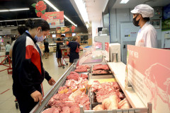Do đâu giá thịt lợn bán lẻ tăng cao chót vót?