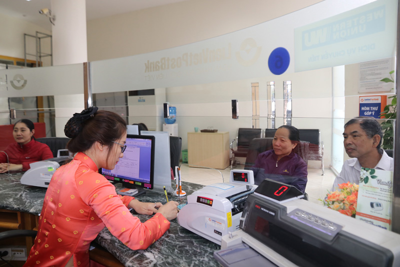 LienVietPostBank Chi nhánh tỉnh Hoà Bình không ngừng mở rộng mạng lưới phòng giao dịch, góp phần tăng cường tín dụng phát triển KT - XH địa phương.
