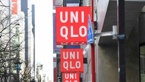 Uniqlo treo mức lương 8,8 triệu đô la để lôi kéo nhân tài trong cuộc thách đấu Big Tech