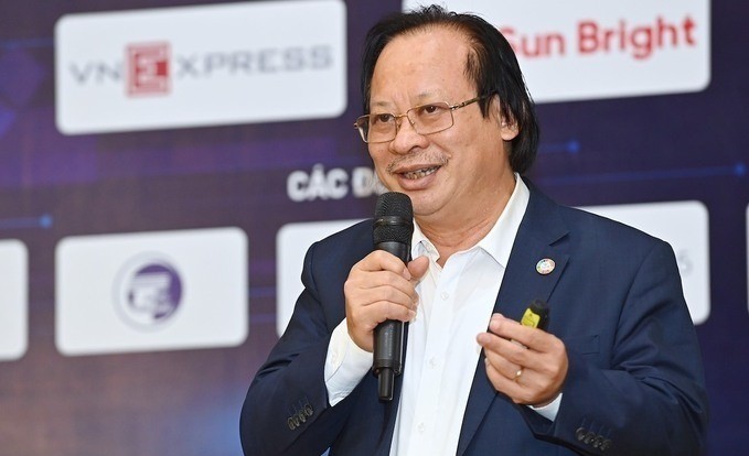 PGS.TS. Nguyễn Viết Nhung, Giám đốc Bệnh viện Phổi Trung ương
