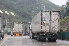 Lạng Sơn: Gần 120 xe nông sản được thông quan những ngày đầu năm