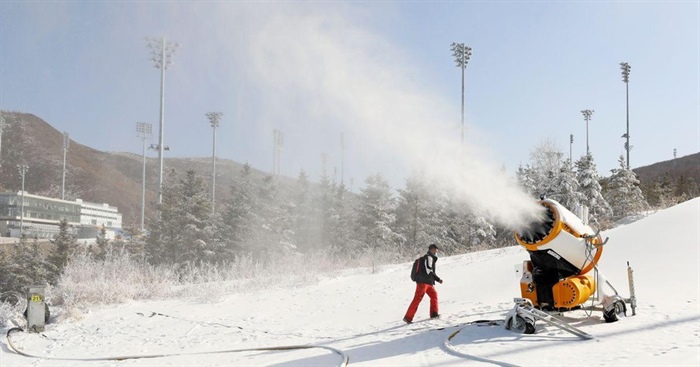Máy phun tuyết tại Olympic Bắc Kinh 2022