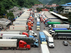 Phó Thủ tướng Lê Văn Thành: Xử lý nghiêm các hành vi lợi dụng tình trạng ùn tắc hàng hoá để vi phạm pháp luật