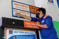 Lạm phát Việt Nam dự báo lên mức 3% do giá nhiên liệu tăng cao