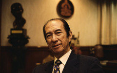 Cách “vua sòng bạc” Stanley Ho ngăn chặn cuộc chiến gia tộc giữa 17 người con