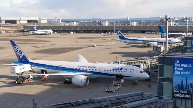 Hãng vận tải Nhật Bản ANA cho biết hầu hết các tuyến Trung Quốc của hãng sẽ vẫn bị đình chỉ cho đến tháng Sáu. © AP