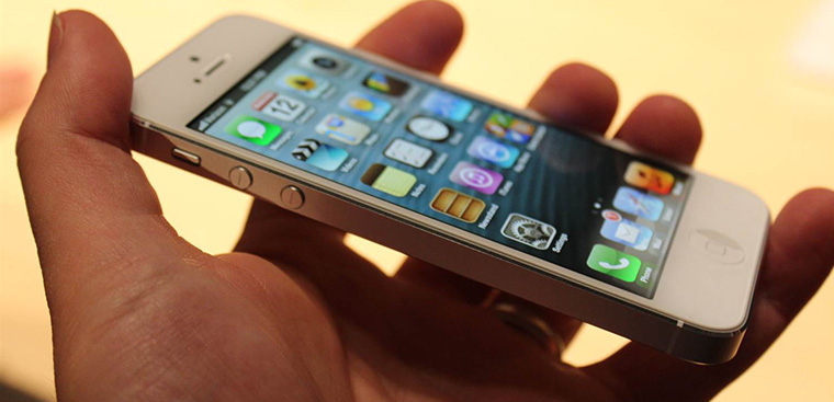 Người dùng iPhone 5 sẽ bị ảnh hưởng khi nhà mạng ngừng hỗ trợ sóng 3G