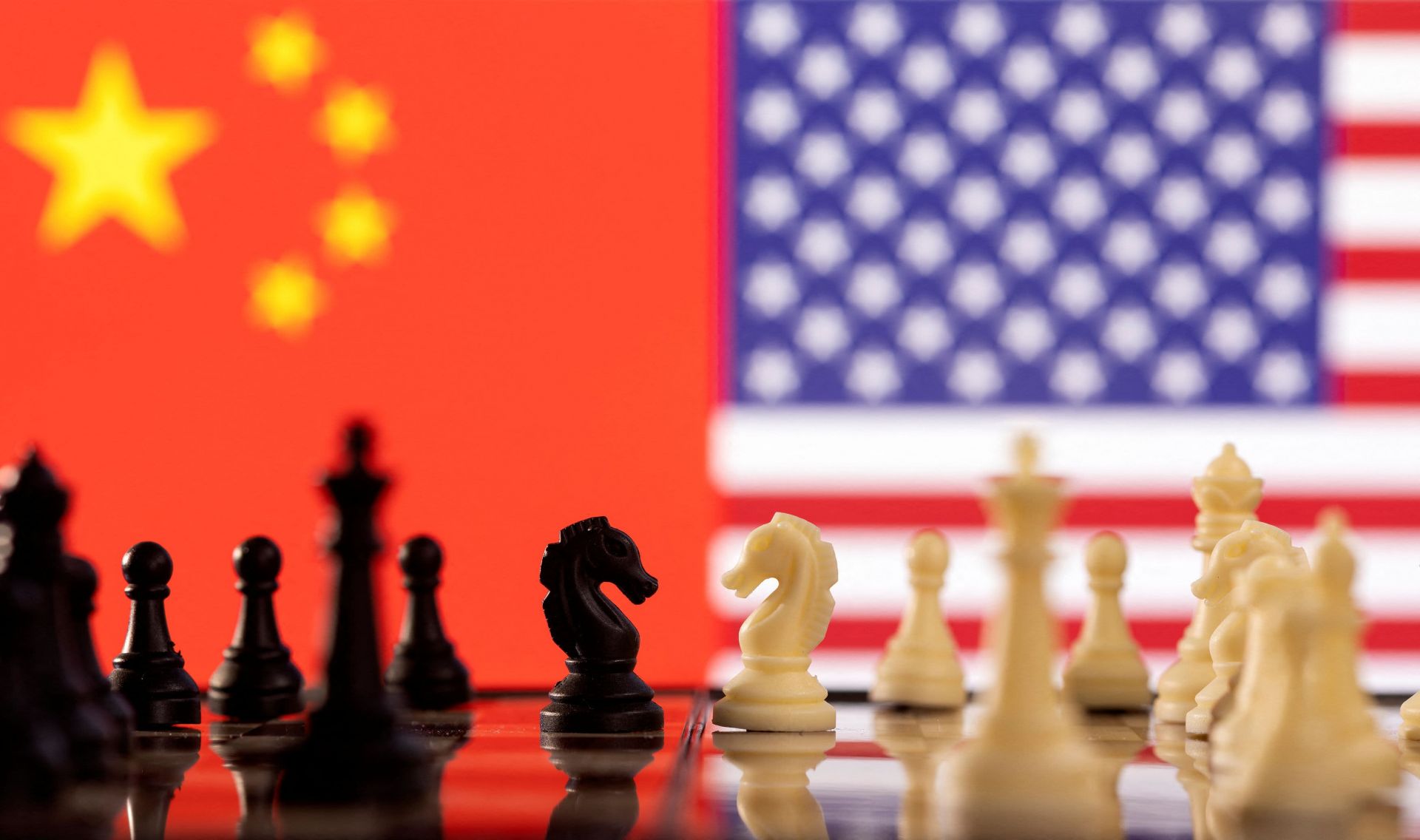 Ảnh minh Cuộc khảo sát cho biết căng thẳng Mỹ-Trung gia tăng đã được xếp hạng trong số năm thách thức hàng đầu đối với hoạt động kinh doanh ở Trung Quốc