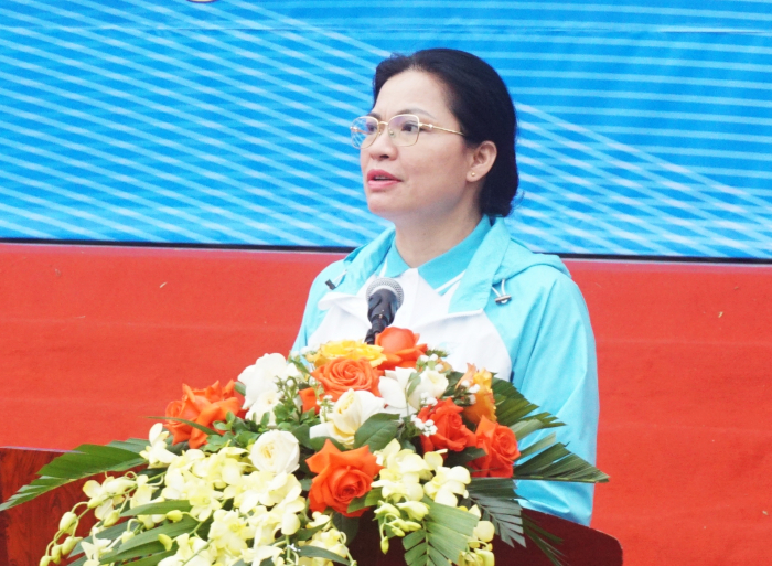 Chủ tịch Hội LHPN Việt Nam Hà Thị Nga phát biểu tại ngày hội trồng cây