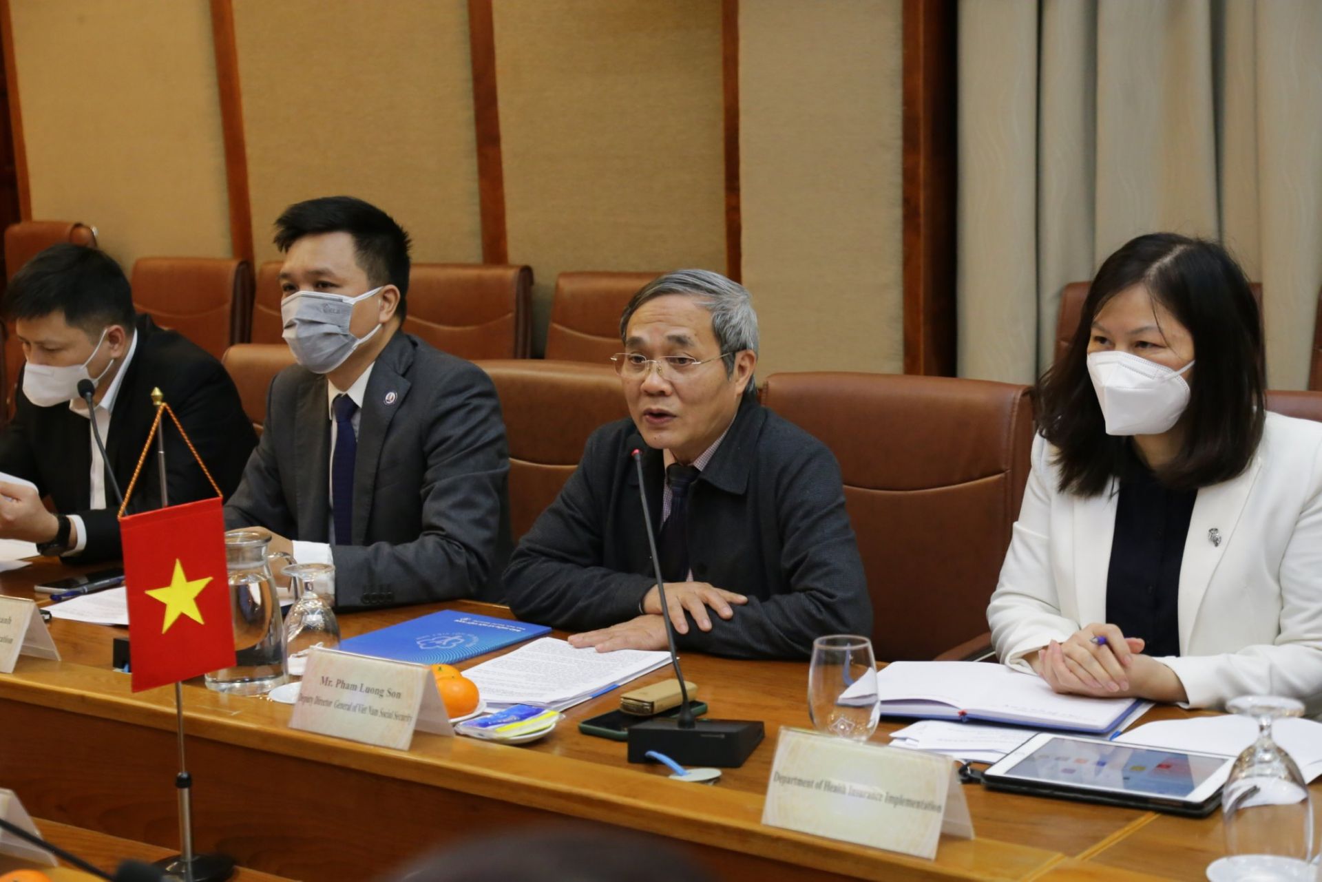 Phó Tổng Giám đốc BHXH Việt Nam Phạm Lương Sơn phát biểu tại buổi làm việc