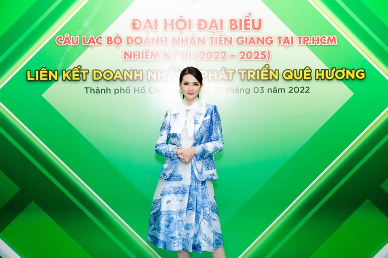 Hoa hậu Phan Thị Mơ trở thành Phó Chủ tịch CLB Doanh nhân Tiền Giang