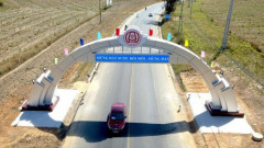 Kiểm điểm vụ xây 5 cổng chào trái phép ở Kon Tum