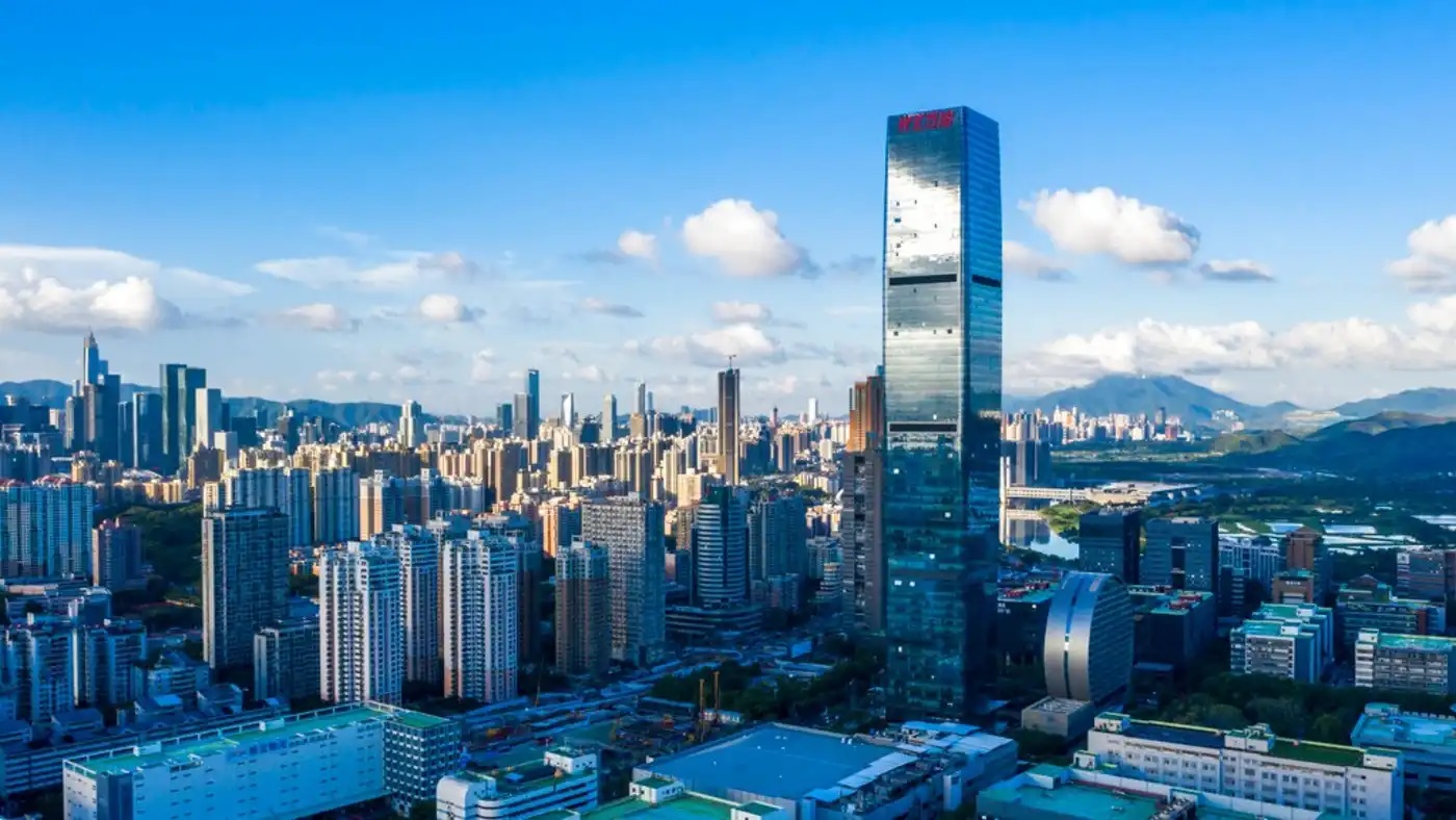 Thâm Quyến là quê hương của 113 tỷ phú thế giới, vượt ra ngoài New York và nằm trong top ba thành phố ưa thích của giới siêu giàu sinh sống, sau Bắc Kinh và Thượng Hải. © AP
