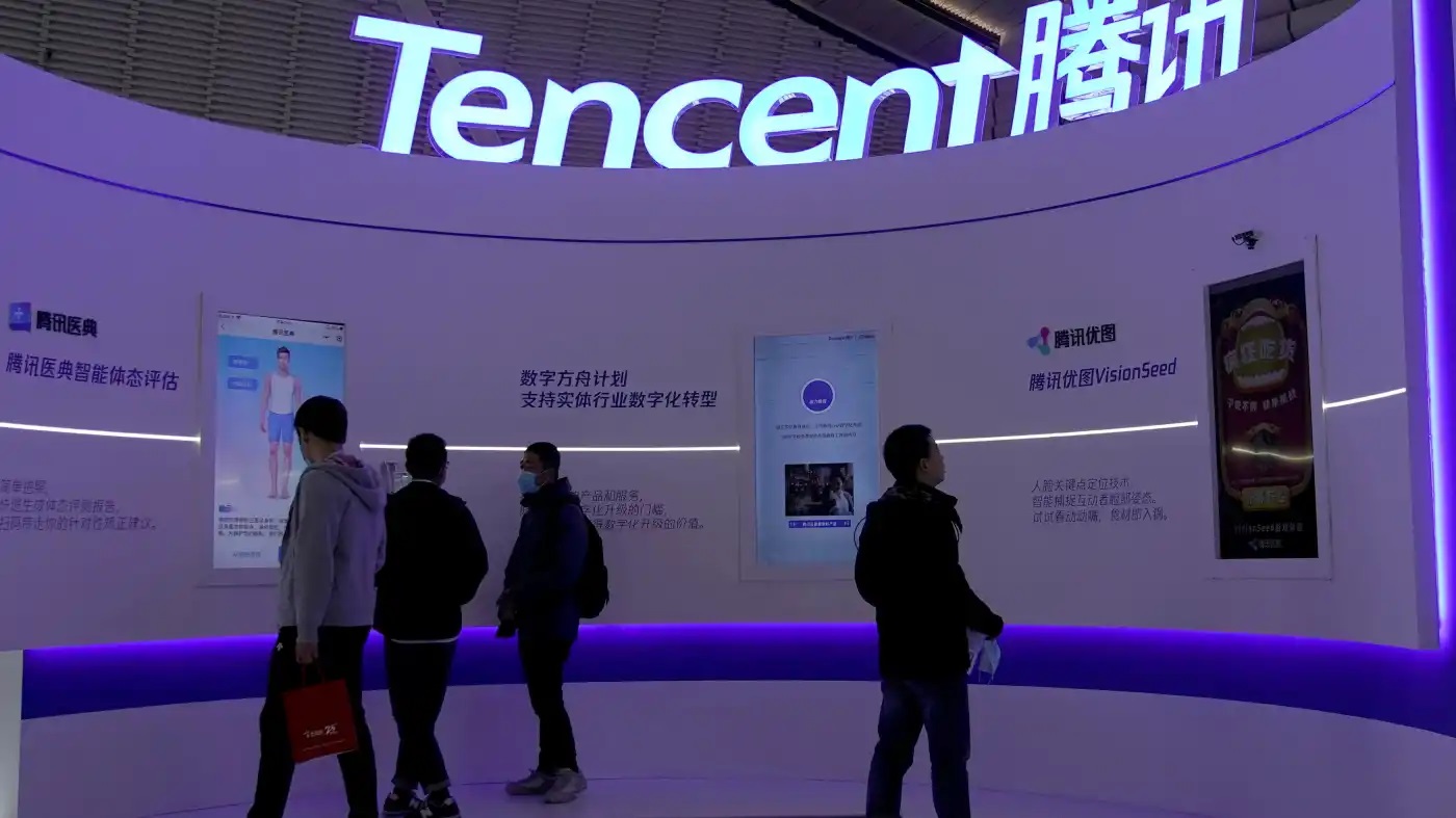 Doanh thu từ quảng cáo trực tuyến giảm 13% trong quý 4 đối với Tencent trong bối cảnh áp lực về quy định đối với các lĩnh vực khách hàng chính. © Reuters