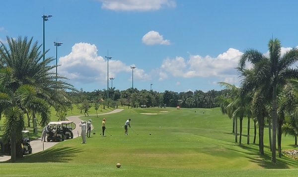 Tọa lạc vị trí đắc địa tại quận Gò Vấp (TP. Hồ Chí Minh), Sân golf Tân Sơn Nhất là một trong những sân golf hàng đầu Việt Nam được các golf thủ đánh giá cao