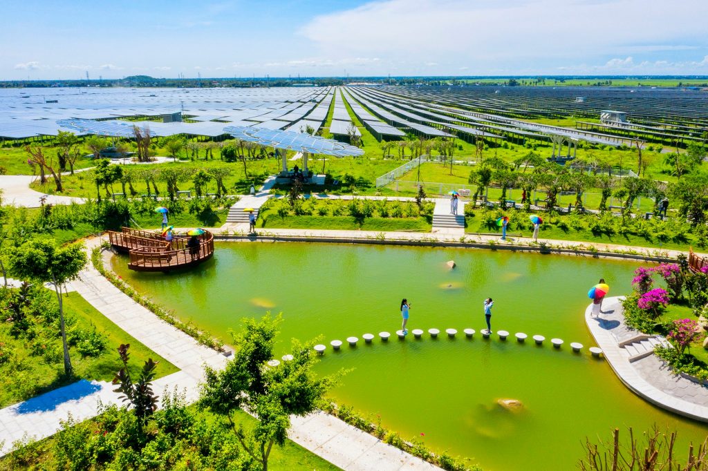 An Giang issues a license for solar energy tourism and encourages new investment