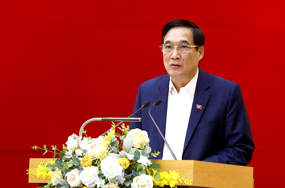 Ông Bùi Minh Châu - Ủy viên Trung ương Đảng, Bí thư Tỉnh ủy, Chủ tịch HĐND tỉnh phú thọ, phát biểu chỉ đạo hội nghị.