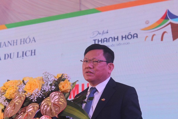 Mr. Nguyen Van Thi spoke at the ceremony. Mr. Nguyen Van Thi spoke at the ceremony.