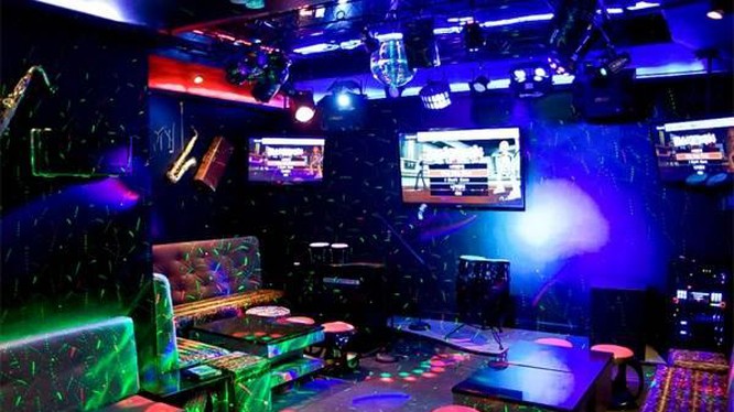 Quán karaoke, massage, bar ở Hà Nội được hoạt động trở lại