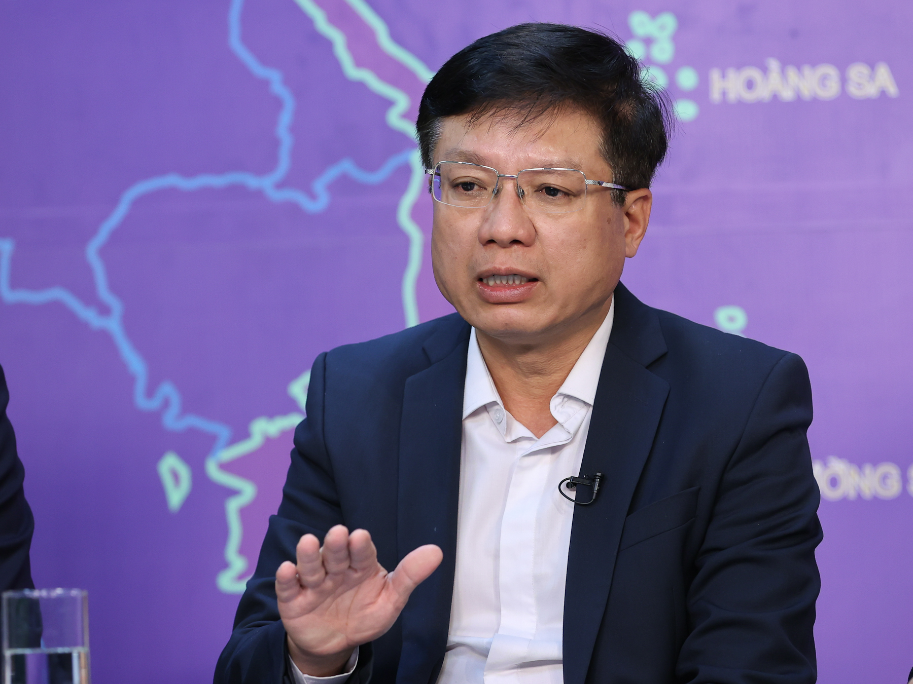 Mr Ho Sy Hung, Vice Chairman of the State Capital Management Committee. Mr Ho Sy Hung, Vice Chairman of the State Capital Management Committee.