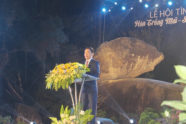 Ông Lê Văn Tú, Chủ tịch UBND TP Sầm Sơn phát biểu