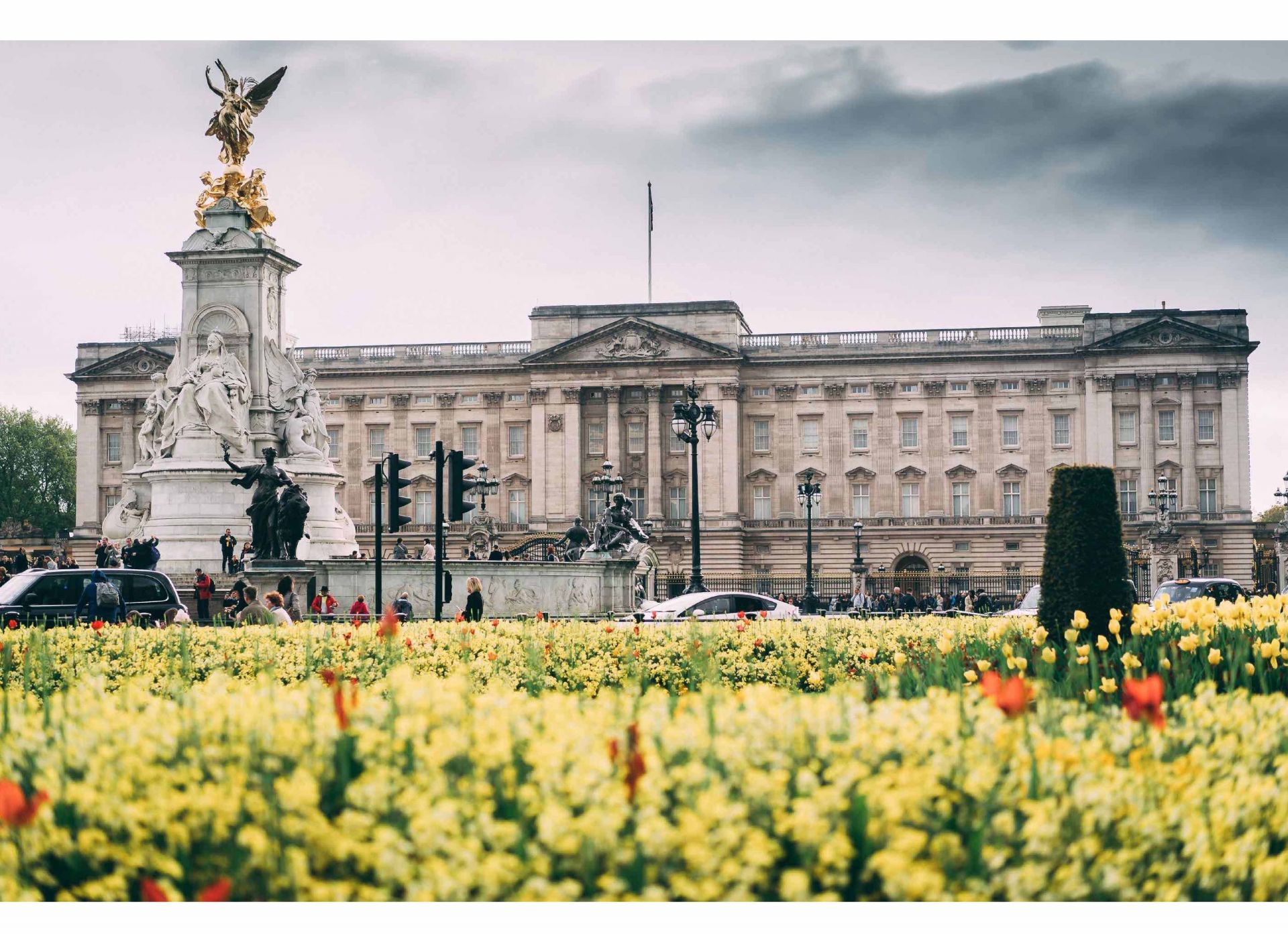 5 TIPs Du Lịch Cung Điện Hoàng Gia Anh – Buckingham Palace