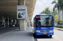 TP. HCM: Xe buýt chính thức đón khách ở ga quốc nội sân bay Tân Sơn Nhất