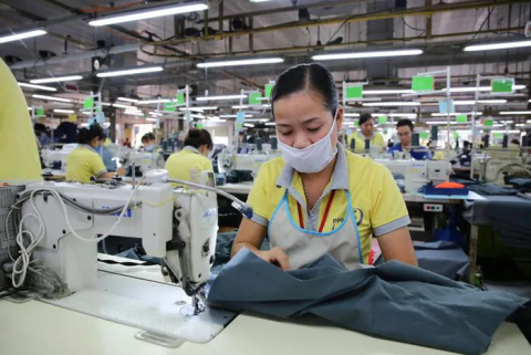 Conditions for enterprises to register to work 300 hours/year