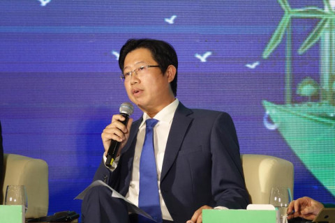 How do mobilize and focus resources for green growth in Vietnam?