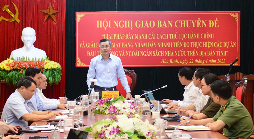 Ông Ngô Văn Tuấn, Uỷ viên BCH T.Ư Đảng, Bí thư Tỉnh uỷ phát biểu kết luận hội nghị.