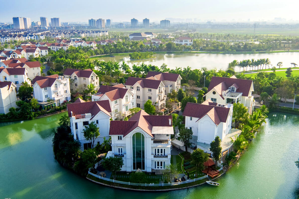 Vinhomes is one of companies could benefit from public spending in 2022. Photo: Vinhomes Riverside