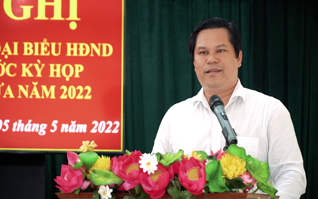 Đồng chí Trần Phước Hiền, Phó Chủ tịch UBND tỉnh làm Tổ trưởng đã có buổi tiếp xúc cử tri tri trước Kỳ họp thứ 8