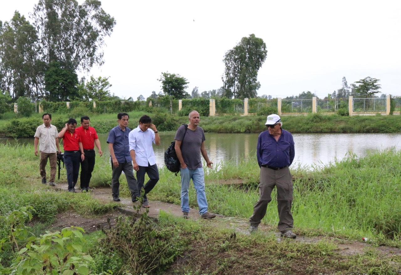 Sao Mai Super Feed instructs locals on fish farming practices