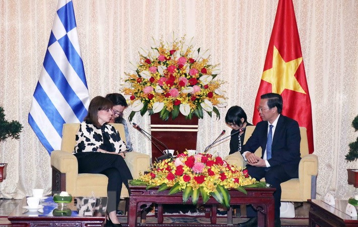 Chủ tịch UBND Thành phố Hồ Chí Minh Phan Văn Mãi tiếp Tổng thống Hy Lạp Katerina Sakellaropoulou.