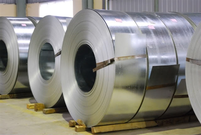 The Ministry of Industry and Trade decided to terminate the application of anti-dumping measures to several galvanised steel products originating from South Korea and China. — Photo vtv.vn