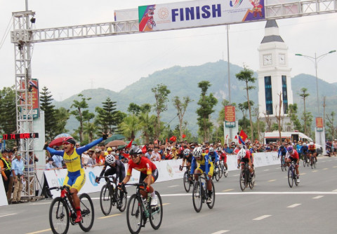 Môn xe đạp SEA Games 31 nội dung đường trường tính điểm nam, nữ: Việt Nam giành 1 Huy chương Vàng, 1 Huy chương Bạc