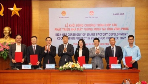 Projects on smart factory development launched in Vinh Phuc