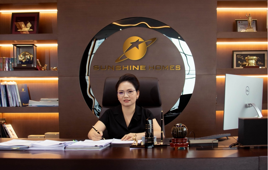 Ms Do Thi Dinh - CEO of Sunshine Homes & finance