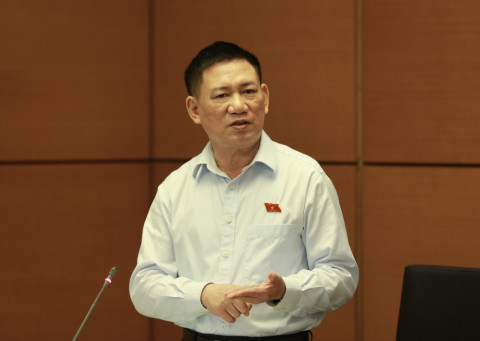 Minister Ho Duc Phoc explained why the budget income rose so much