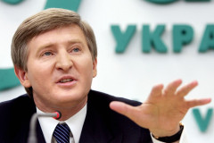 Tỷ phú giàu nhất Ukraine khởi kiện Nga