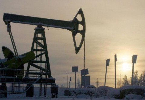 Giá rẻ, Ấn Độ nhập khẩu ồ ạt dầu của Nga