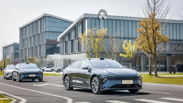 Nio bắt đầu giao hàng ET7 mới, một chiếc sedan điện cao cấp, vào thứ Hai, ngày 28 tháng 3 năm 2022.